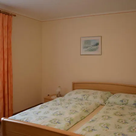 Ferienwohnung 2 Weigel Dom wakacyjny *
